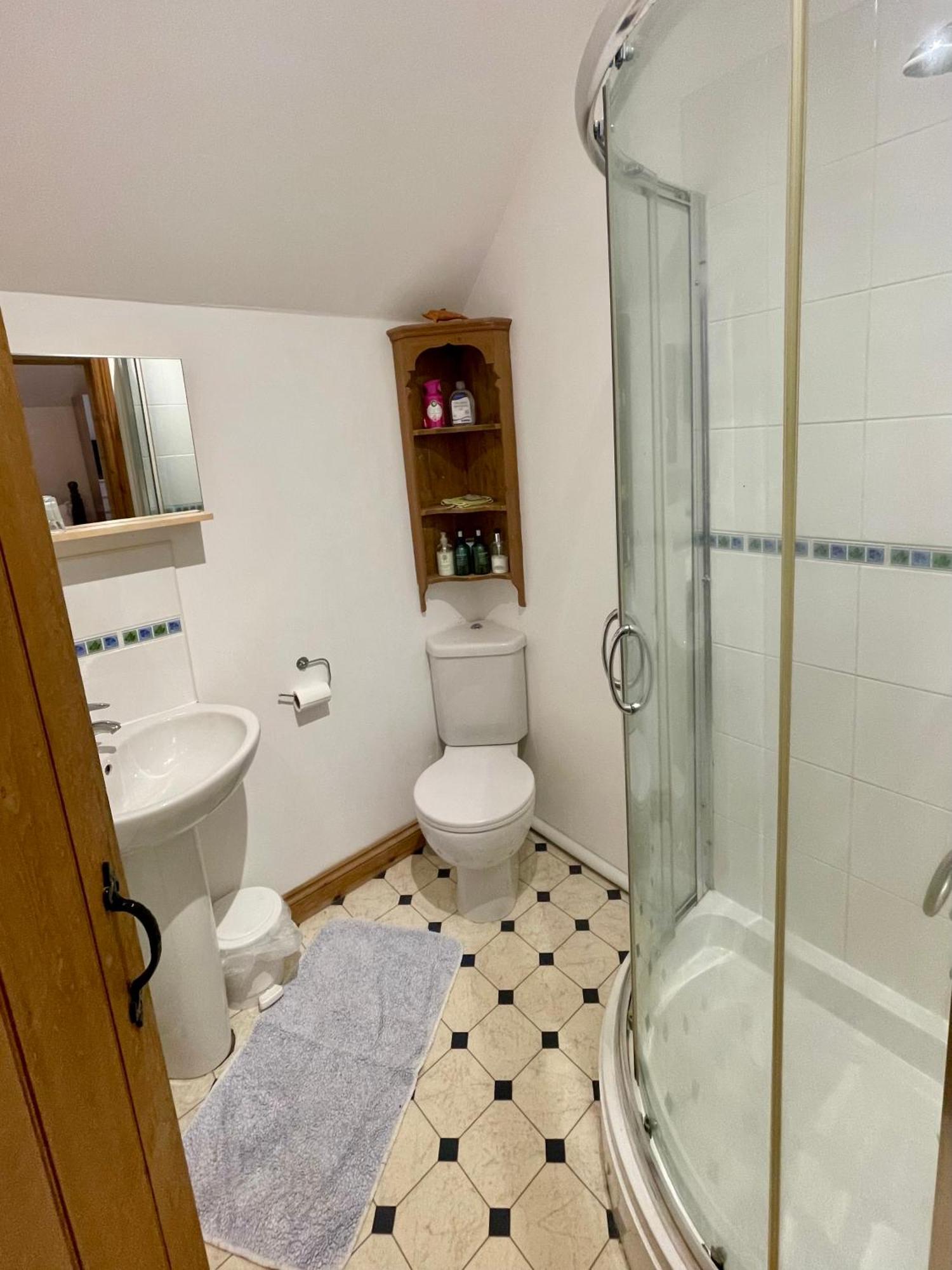 Highfields Farm B&B Stone  Bagian luar foto